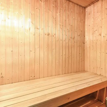 Amazing Home In Blavand With Sauna Дом отдыха