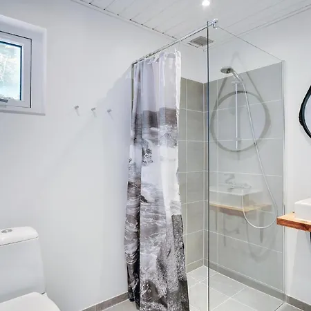 Amazing Home In Blavand With Sauna Блаванн