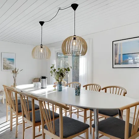 Amazing Home In Blavand With Sauna Дом отдыха Блаванн